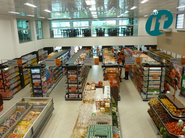 Fábrica de gôndolas para supermercado